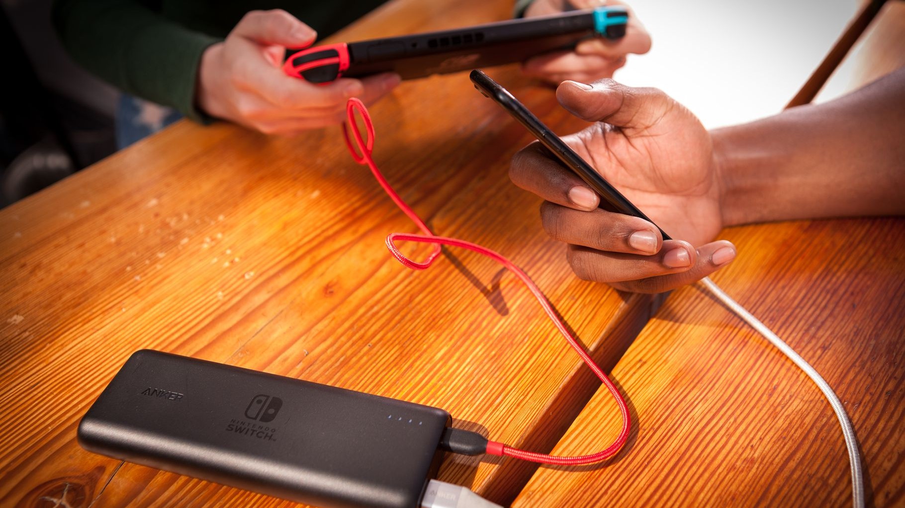 Anker 为 Switch 带来支持快速充电的专用移动电源
