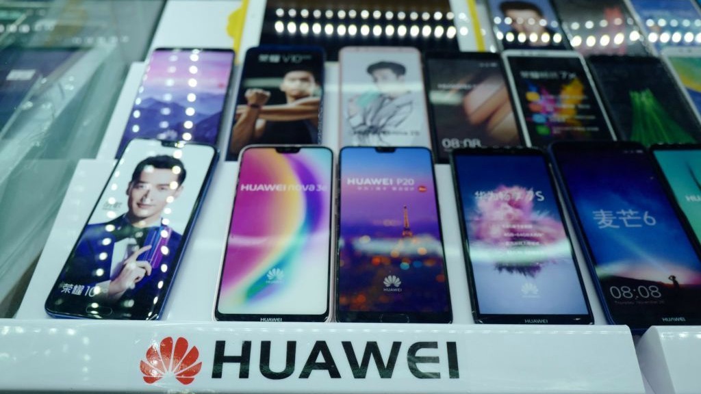 Facebook 与华为共享数据，引发美国政府安全担忧