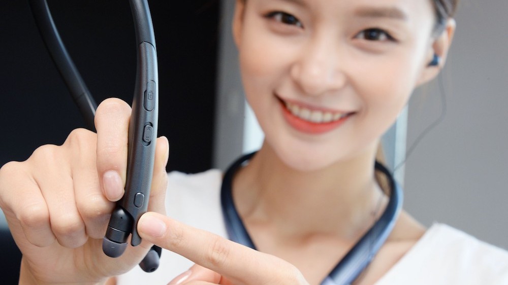 LG 的最新耳机支持一键启用 Google Assistant 和翻译功能