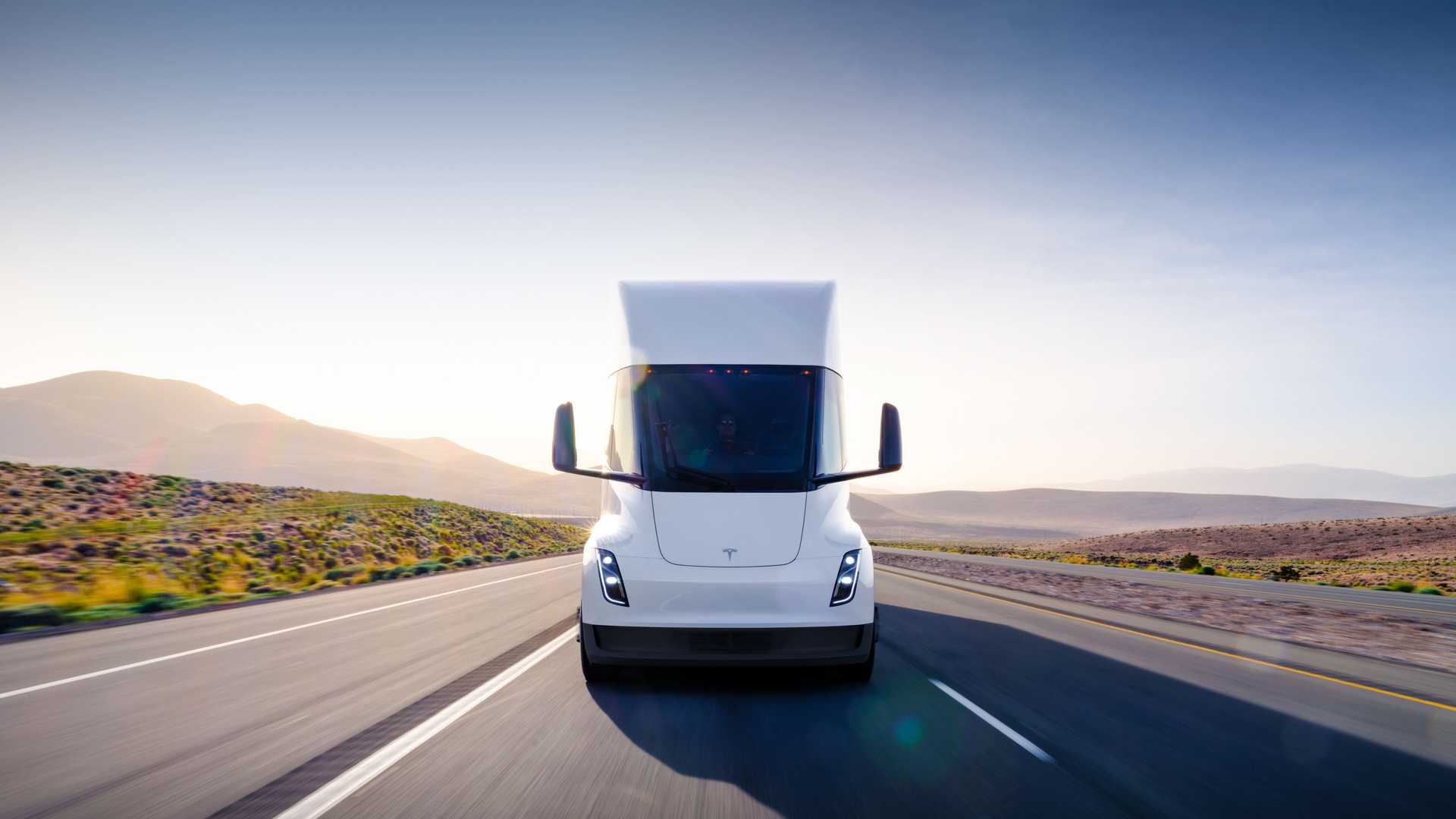 tesla-semi-new-photos-1.jpg