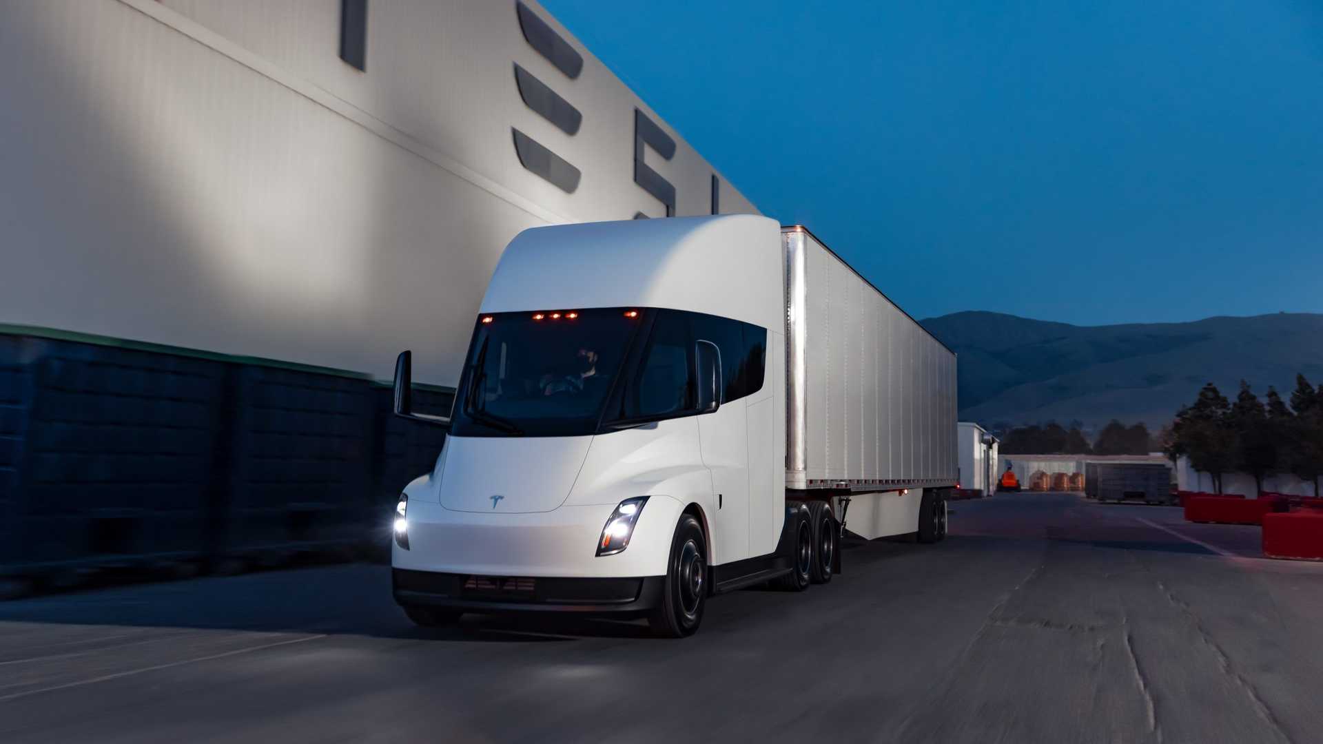 tesla-semi-updated-photos-1.jpg